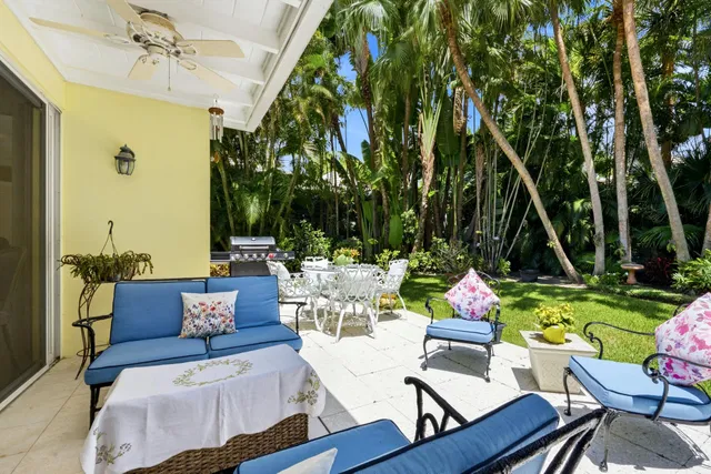 North End Palm Beach Residence photo 38