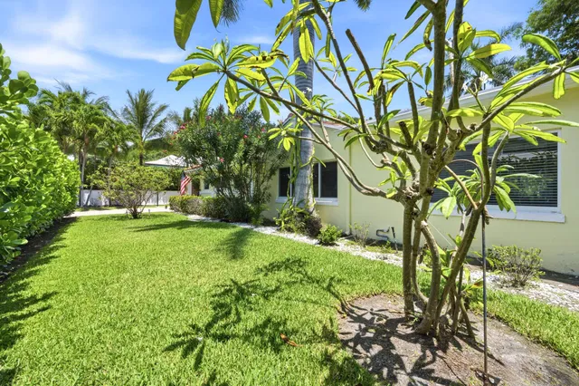 North End Palm Beach Residence photo 41
