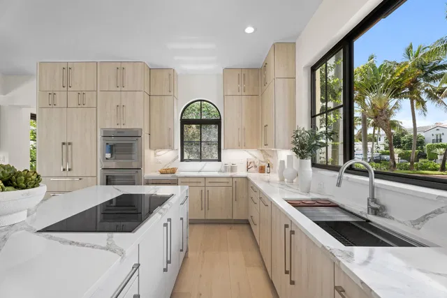 SoSo West Palm Beach Residence photo 21