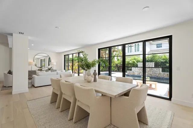 SoSo West Palm Beach Residence photo 23