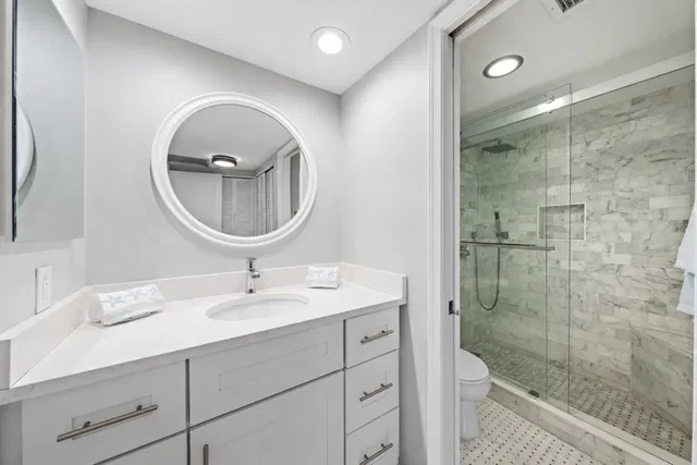 Singer Island Unit B-7c photo 11