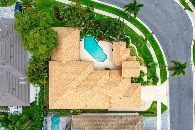 Woodfield Country Club Residence photo 24