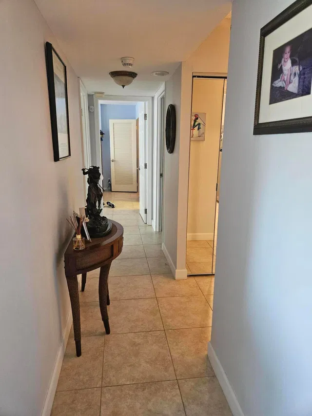 Boca Towers Unit 405e photo 5
