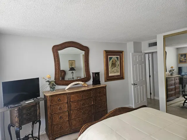 Boca Towers Unit 405e photo 6