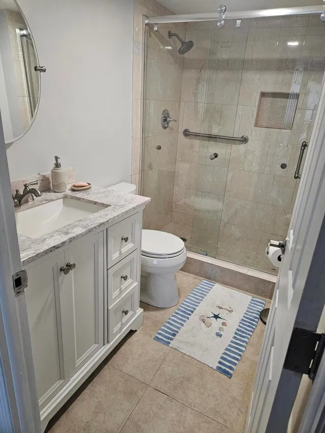 Boca Towers Unit 405e photo 9