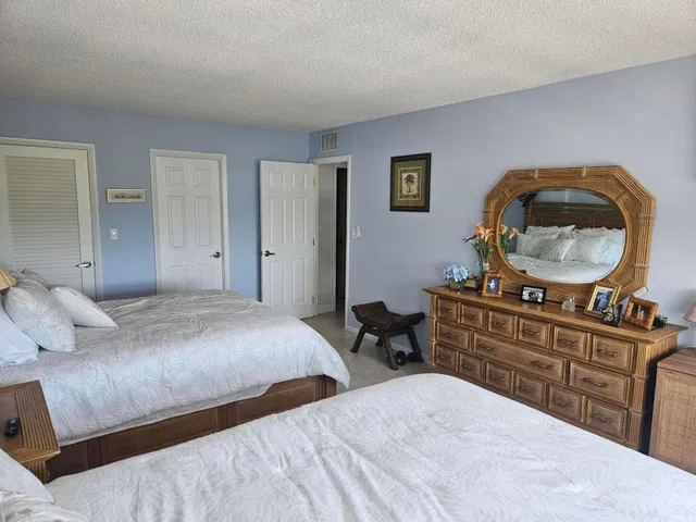 Boca Towers Unit 405e photo 10