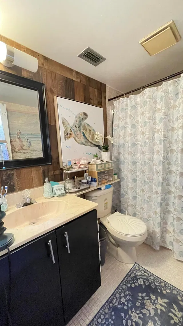 Unit 103 photo 12