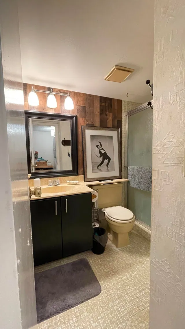 Unit 103 photo 17