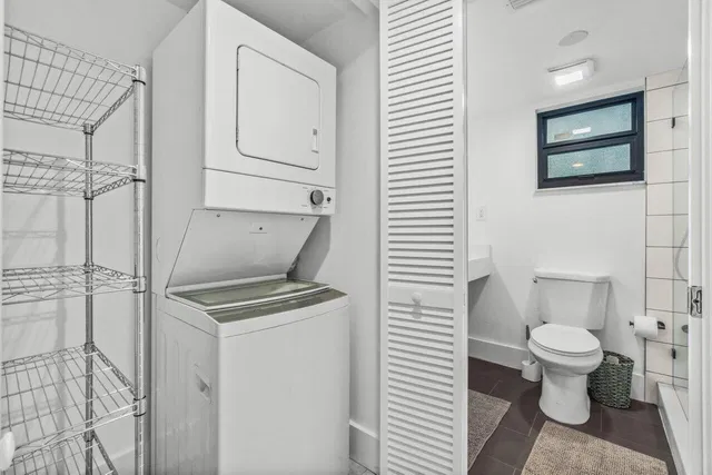 Unit 206 photo 32