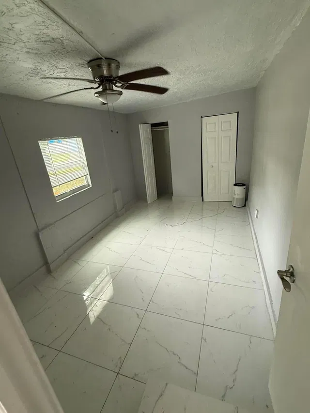  Residence photo 15