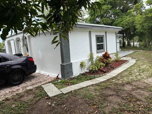  Residence photo 24