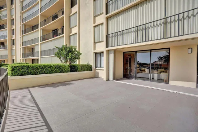  Unit 109 photo 12