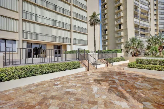  Unit 109 photo 15
