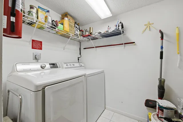  Unit F2 photo 14