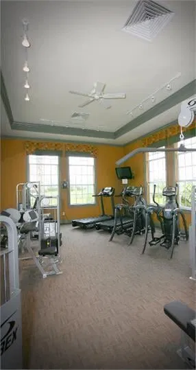 Unit 2203 photo 5