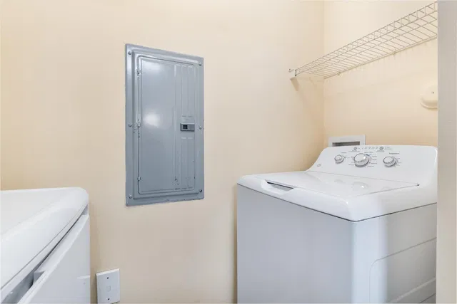 Unit 3105 photo 6
