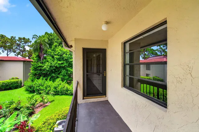 Boca Lago Country Club Homes Unit 25B photo 4