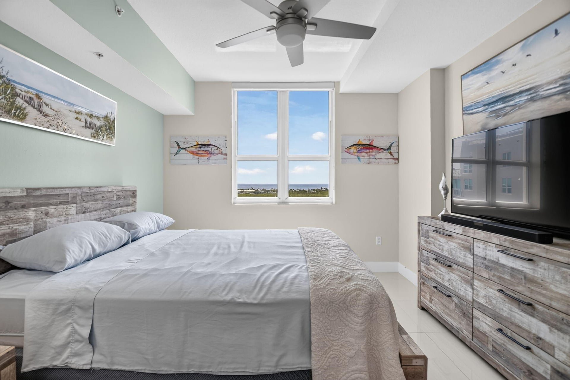  Unit 1406 photo 23