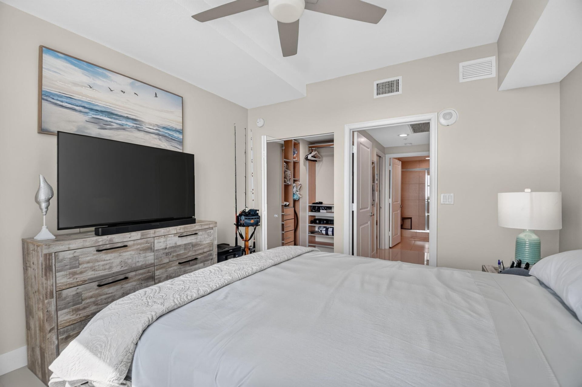  Unit 1406 photo 26