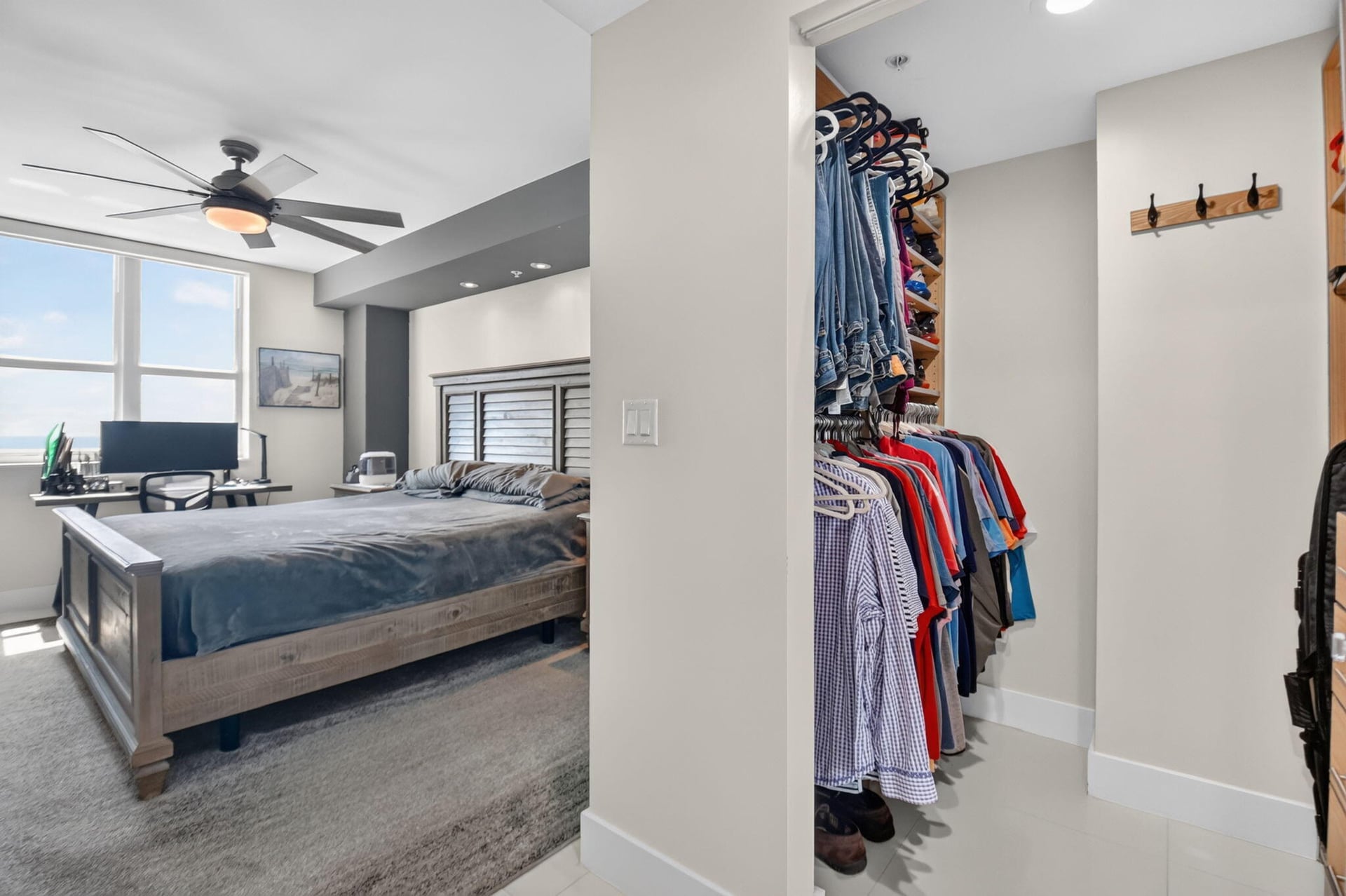  Unit 1406 photo 35