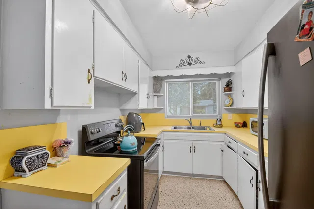 SoSo West Palm Beach Residence photo 9