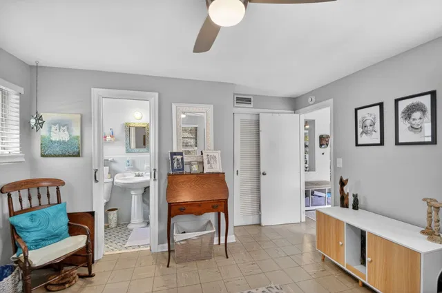 SoSo West Palm Beach Residence photo 22
