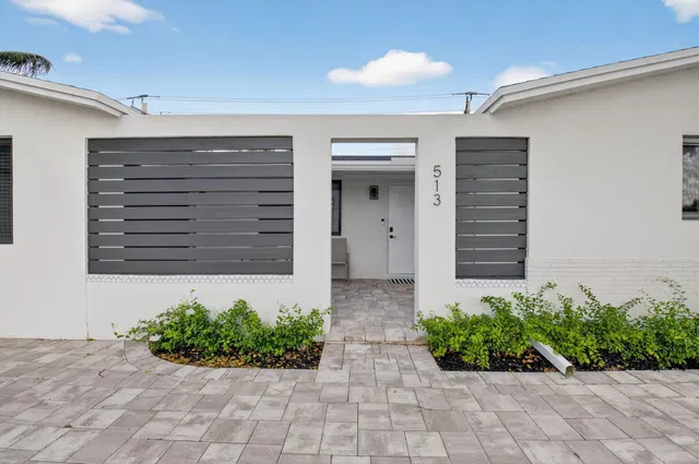 Residence photo 2