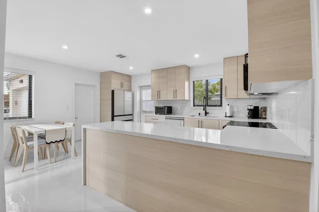 Residence photo 9