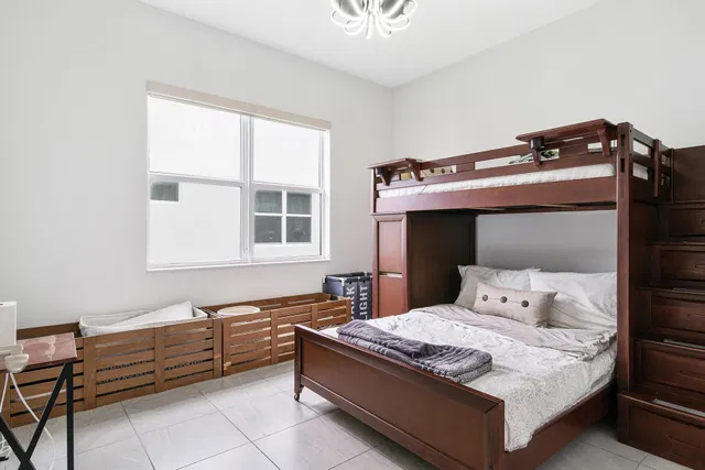  Residence photo 21