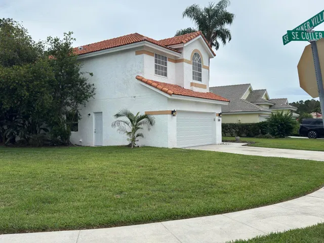 Residence photo 2