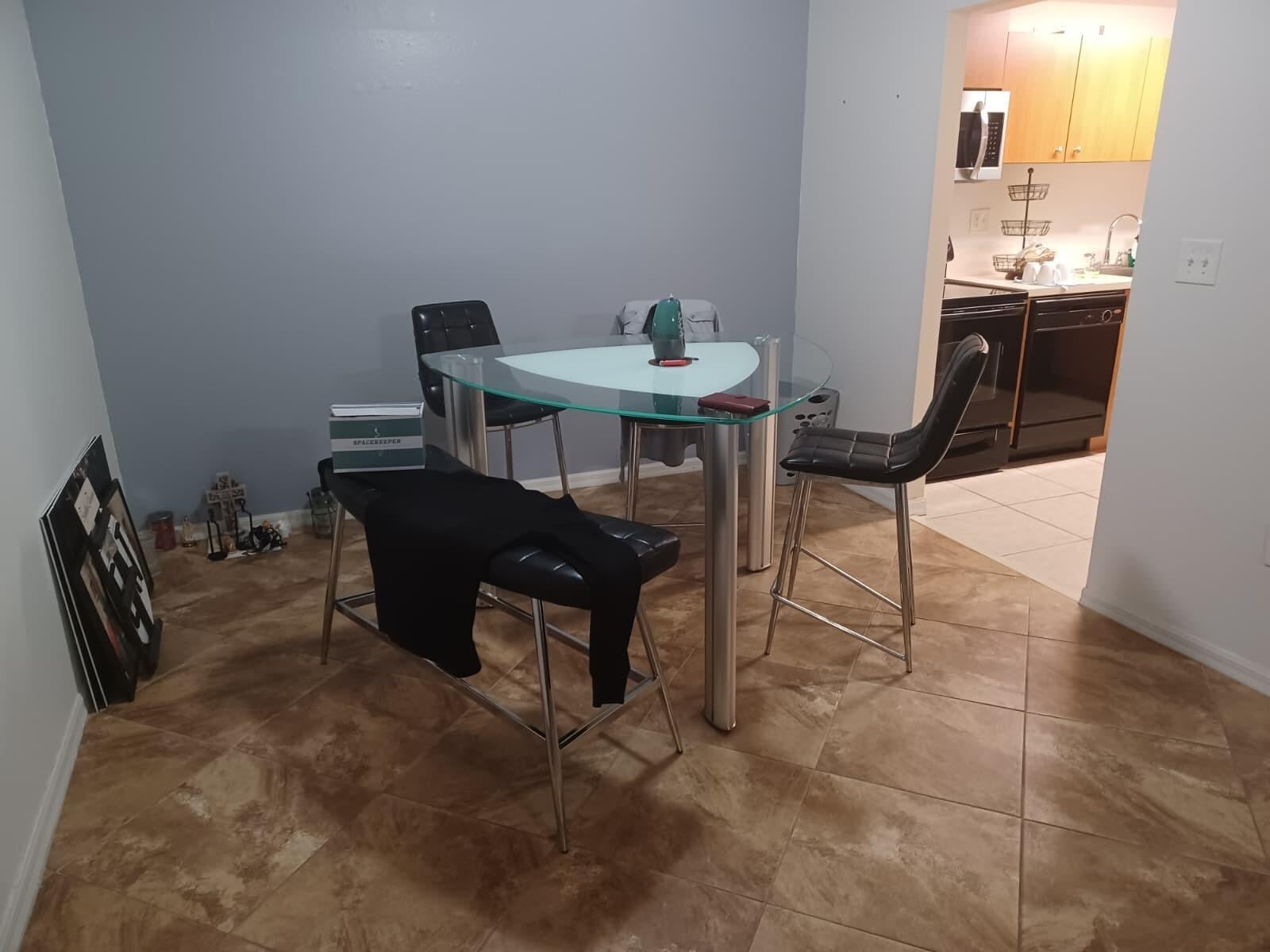 Unit 203 photo 8