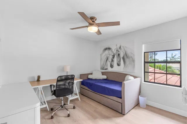  Residence photo 38