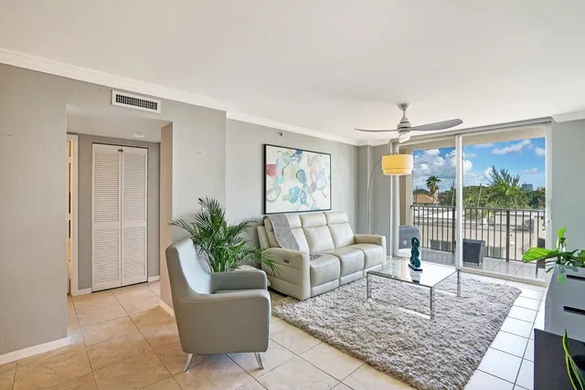 Flagler Pointe Unit 436 photo 6