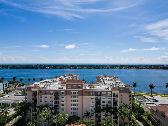 Flagler Pointe Unit 436 photo 32