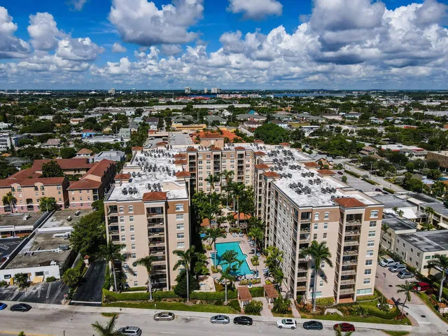 Flagler Pointe Unit 436 photo 35