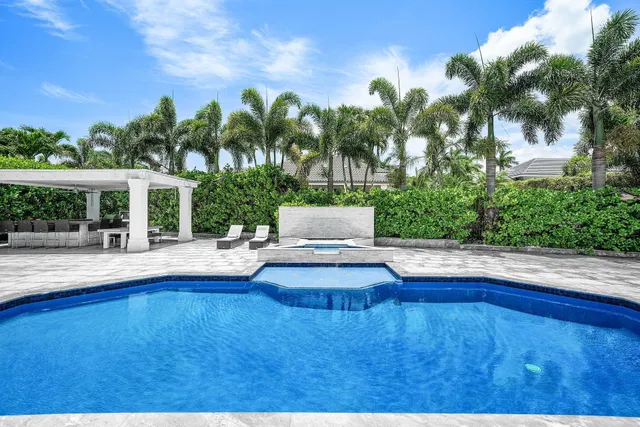 Woodfield Country Club Residence photo 46