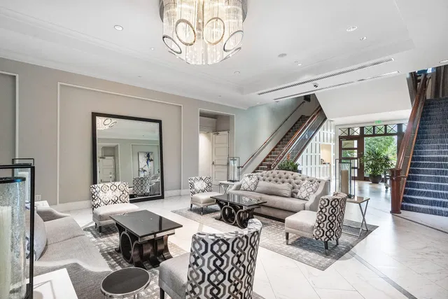 Woodfield Country Club Residence photo 60