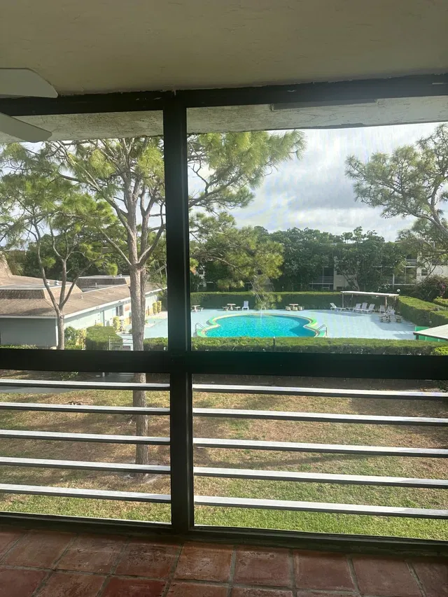  Unit 303 photo 15