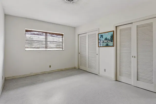 Residence photo 17