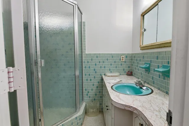 Residence photo 18
