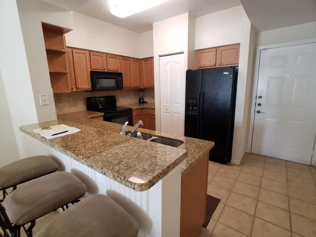  Unit 111 photo 21