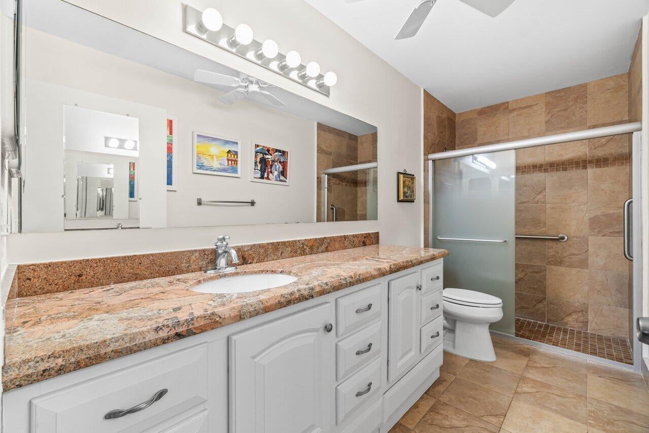  Residence photo 17