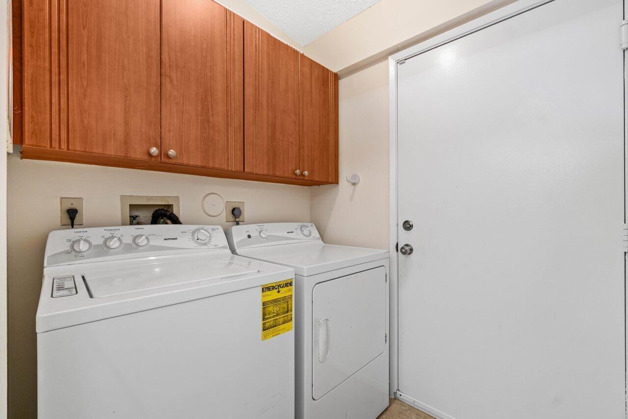  Residence photo 21