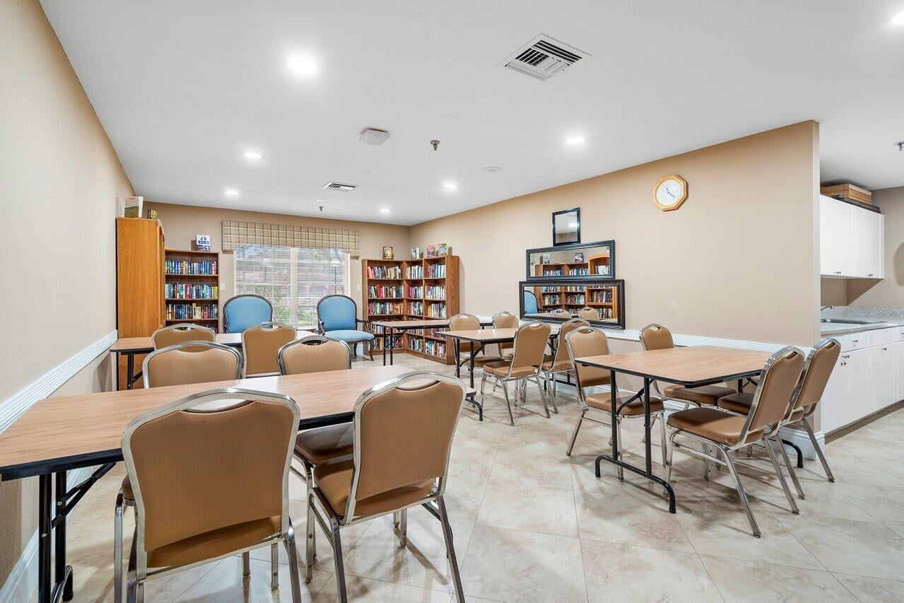  Residence photo 35