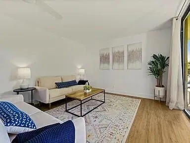  Unit 211 photo 8