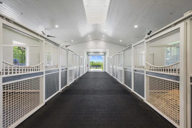 Palm Beach Point Residence photo 4