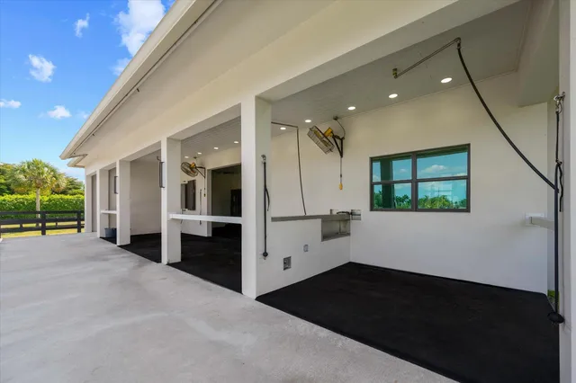 Palm Beach Point Residence photo 5