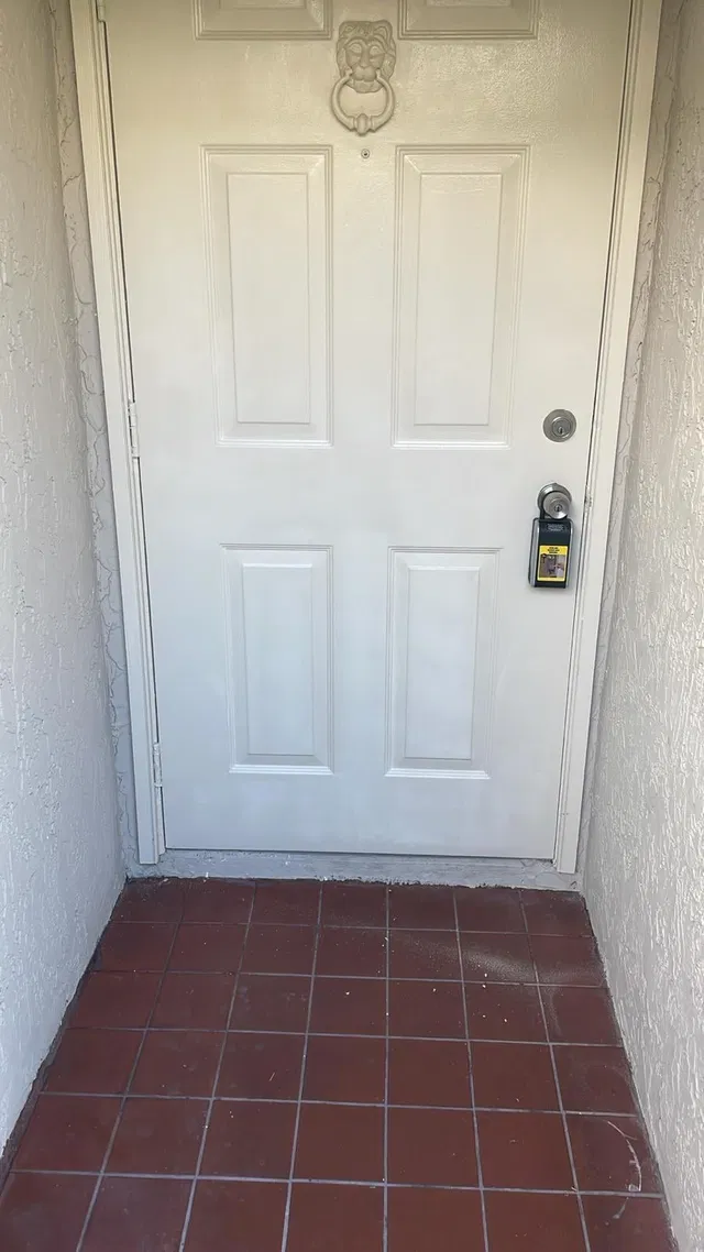  Residence photo 5