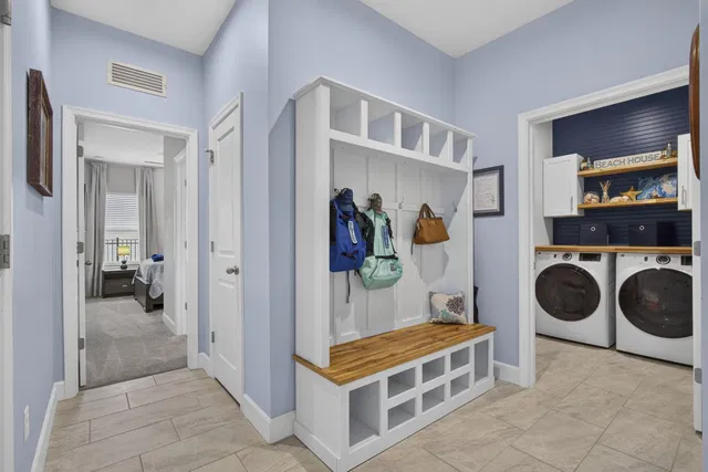  Residence photo 19
