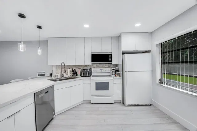 Boca Lago Country Club Homes Unit D photo 14